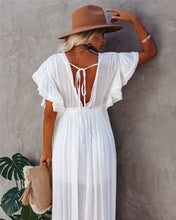 Load image into Gallery viewer, Chelsea&#39;s Crochet White Knitted Beach Cover up
